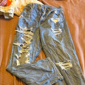 American Eagle Outfitters stretch Ripped Blue Boyfriend Jeans size 8